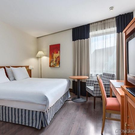 Hotel Nh Gent Sint Pieters Extérieur photo
