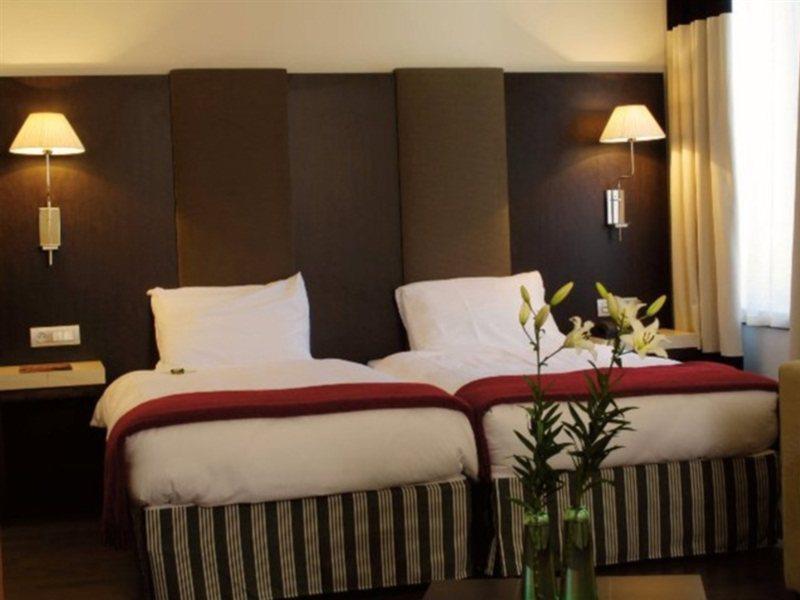 Hotel Nh Gent Sint Pieters Chambre photo