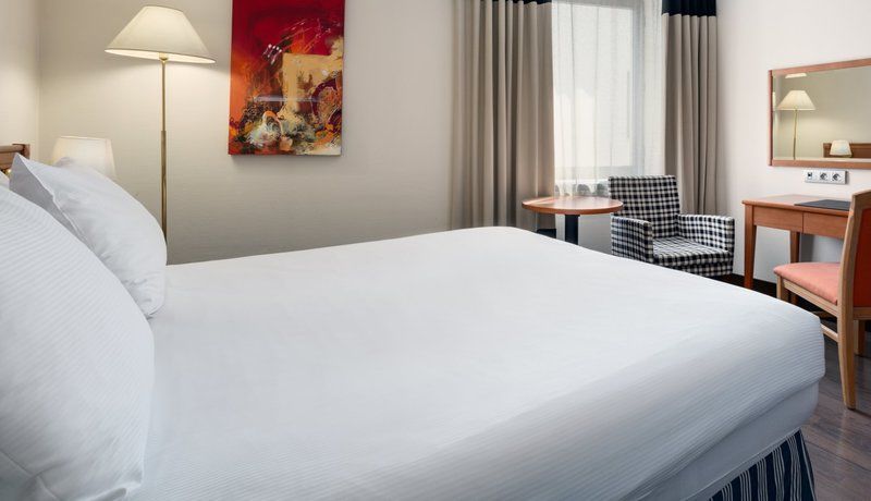 Hotel Nh Gent Sint Pieters Extérieur photo